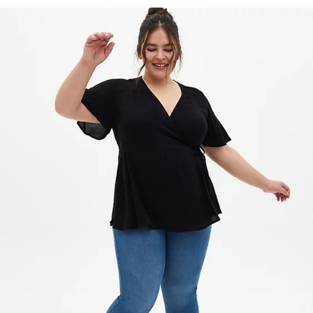 New torrid black tie top size 4x